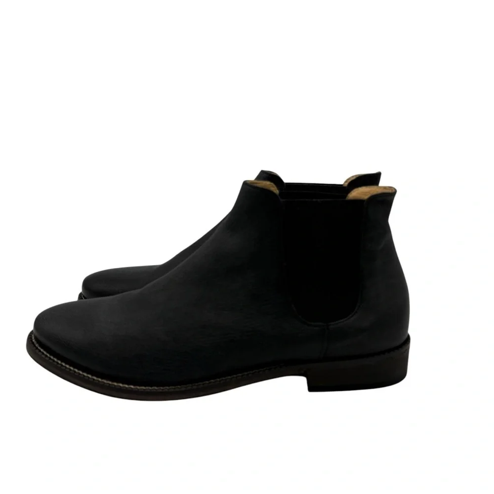 Gidigio Classic Black Ankle Boots